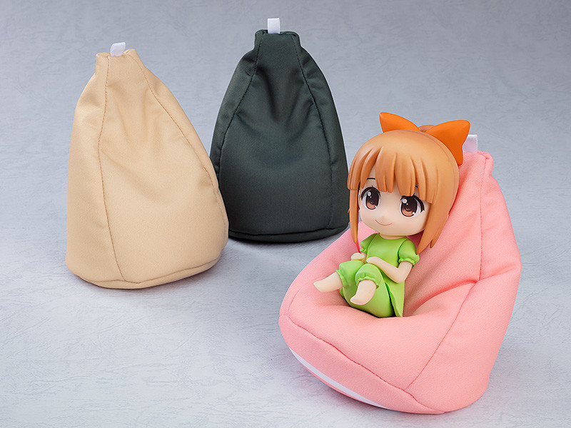 Nendoroid More Bean Bag Chair: Beige/Gray/Pink